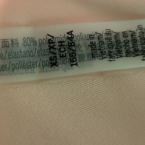 NWOT - Victoria Secret Push Up Halter Swim Top - Picture 4 of 4